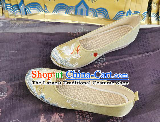 China Ancient Princess Shoes Traditional Hanfu Light Green Shoes Ming Dynasty Embroidered Shoes