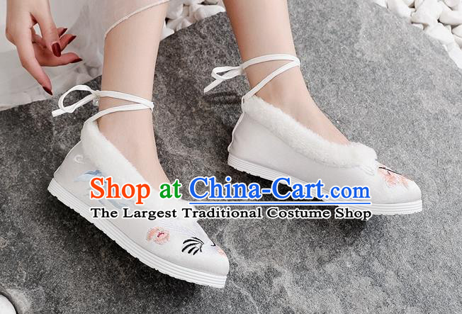 Chinese Traditional Folk Dance Shoes Woman Embroidered Crane Shoes National White Cloth Shoes