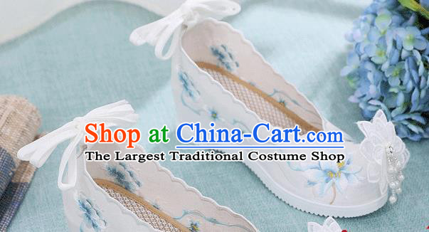 China Handmade Lace Flower Wedge Shoes National White Cloth Shoes Traditional Hanfu Embroidered Shoes
