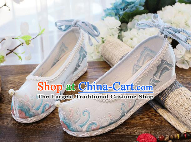 China Traditional Hanfu Embroidered Wave Shoes Handmade Folk Dance Pearls Shoes National Woman Light Blue Shoes