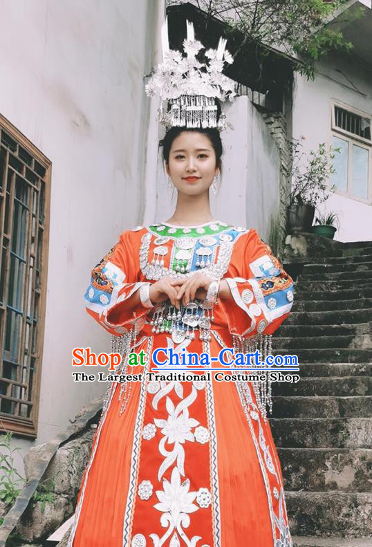 China Ethnic Wedding Dress Miao Nationality Bride Clothing Xiangxi Minority Stage Performance Costumes and Hair Jewelry
