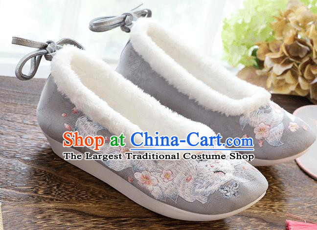 China Traditional Embroidered Nine Tail Fox Shoes Folk Dance Shoes National Woman Winter Grey Cloth Shoes