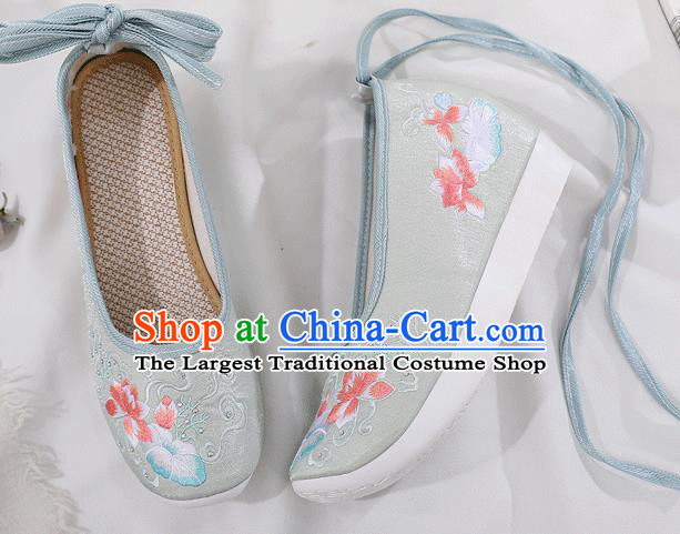 China Embroidered Light Green Cloth Shoes Traditional Shoes Folk Dance Platform Shoes