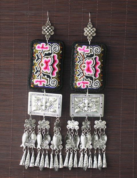 China National Cheongsam Silver Fish Tassel Ear Accessories Traditional Miao Nationality Ethnic Embroidered Earrings