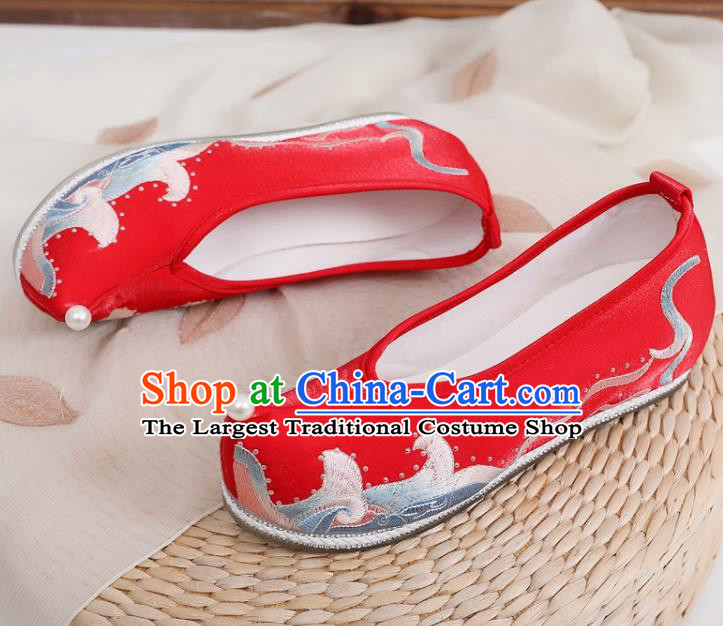 China Traditional Hanfu Shoes Ancient Ming Dynasty Princess Wedding Shoes Embroidered Red Satin Shoes