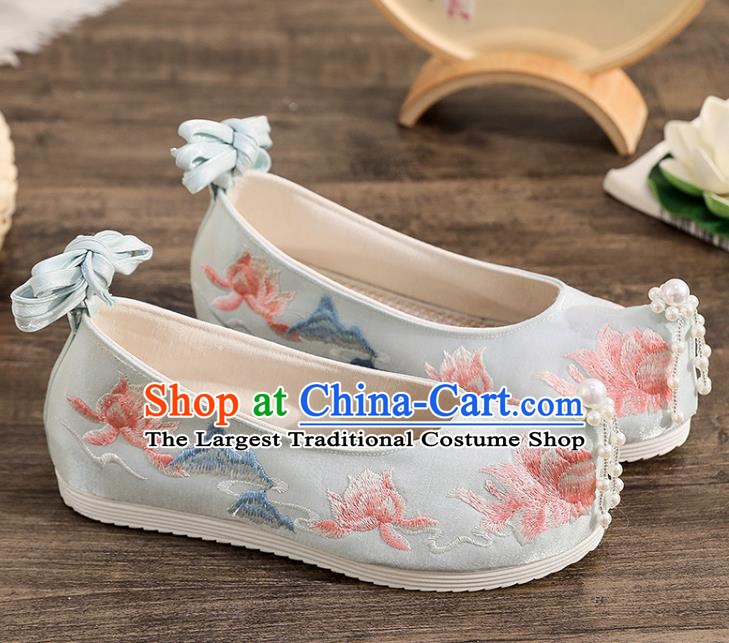 China Ancient Princess Shoes Traditional Hanfu Beads Toe Shoes Ming Dynasty Embroidered Shoes Blue Cloth Shoes