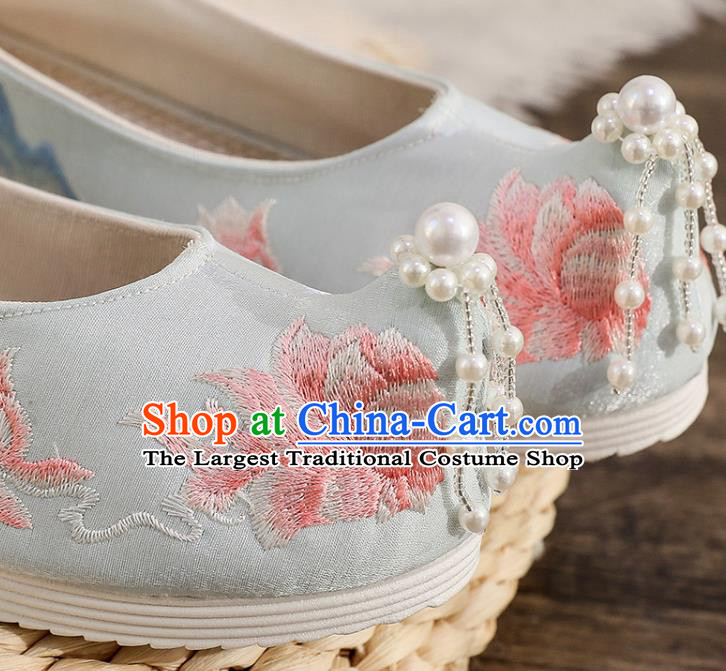 China Ancient Princess Shoes Traditional Hanfu Beads Toe Shoes Ming Dynasty Embroidered Shoes Blue Cloth Shoes