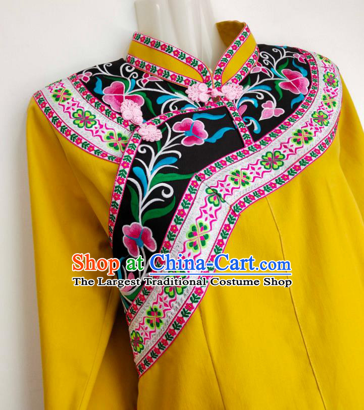 Chinese Guangxi Minority Embroidered Shirt Clothing Zhuang Nationality Yellow Blouse Ethnic Woman Top Garment