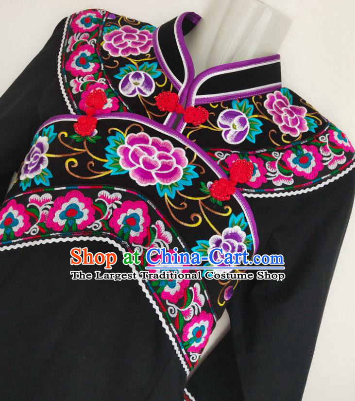 Chinese Ethnic Folk Dance Embroidered Shirt Clothing Bouyei Nationality Black Blouse Guizhou Minority Woman Top Garment