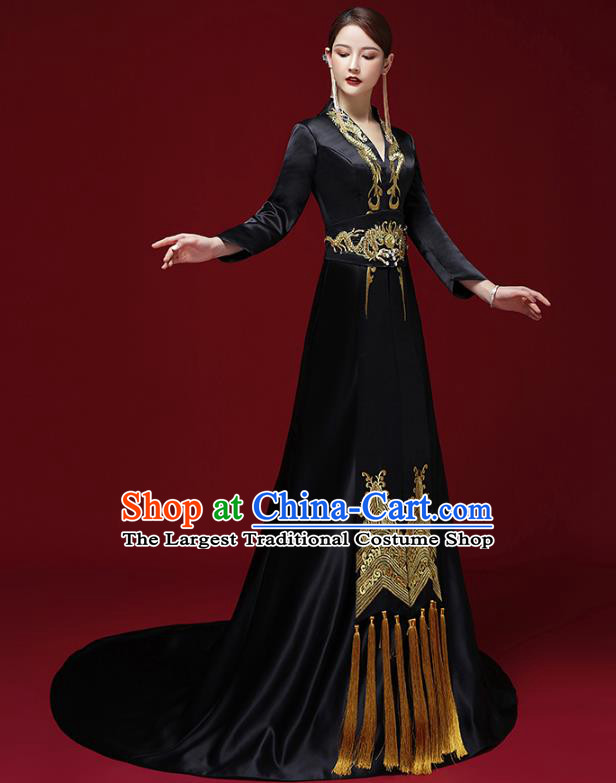 China Catwalks Trailing Dress Garment Compere Black Full Dress Stage Show Embroidered Clothing