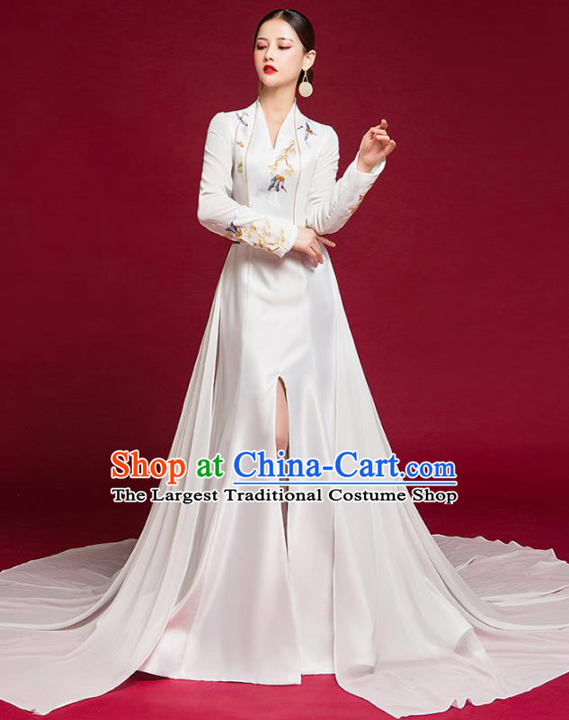 China Spring Festival Gala Compere Embroidered White Dress Garment Stage Show Trailing Full Dress Catwalks Fashion Clothing