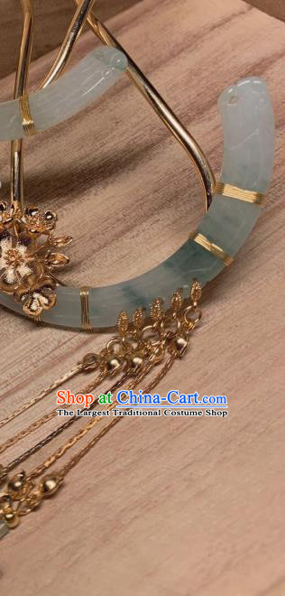 China Handmade Jade Moon Hairpin Traditional Song Dynasty Hair Accessories Ancient Princess Golden Tassel Hair Stick