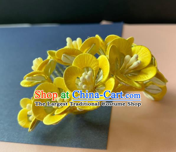 China Handmade Yellow Silk Plum Blossom Hairpin Traditional Hanfu Hair Accessories Ancient Song Dynasty Princess Hair Comb