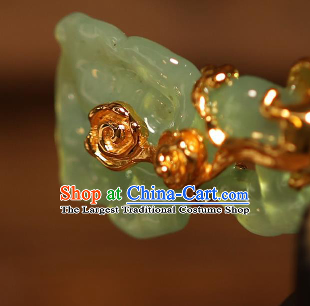 China Handmade Jadeite Cloud Hairpin Traditional Cheongsam Headwear Ancient Palace Lady Golden Hair Stick