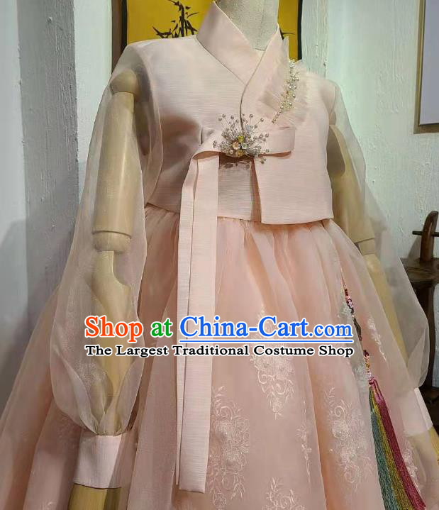 Asian Korea Traditional Fashion Wedding Hanbok Clothing Korean Bride Pink Blouse and Dress Garments