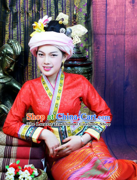 China Dai Nationality Wedding Clothing Yunnan Ethnic Bride Red Brocade Blouse and Skirt Uniforms