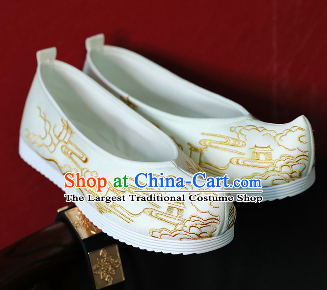 White Ancient China Building Pavilion Embroidery Chinese Classical Handmade Embroidered Hanfu Shoes Han Fu Footwear for Men or Women