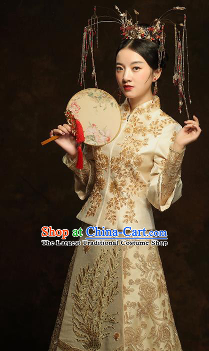 China Traditional Bride Costumes Wedding Toast Dress Classical Embroidered Phoenix Golden Xiuhe Suits