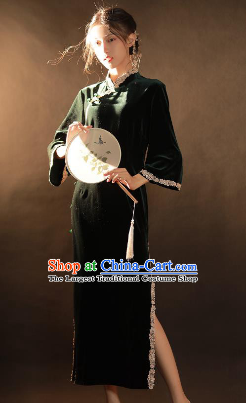 China Traditional Atrovirens Velvet Qipao Dress National Young Woman Classical Dance Cheongsam