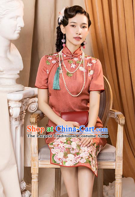 China Classical Embroidered Red Silk Cheongsam Traditional Minguo Shanghai Woman Qipao Dress
