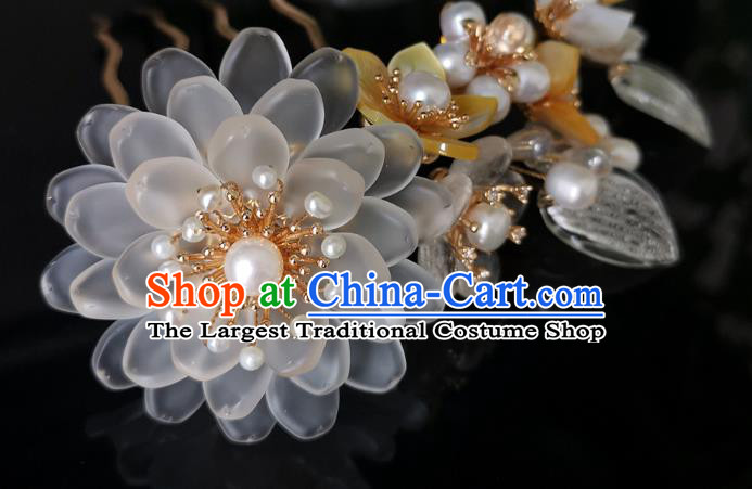 China Ancient Palace Lady Pearls Hairpin Ming Dynasty Shell Flowers Hair Comb Traditional Hanfu Hair Accessories