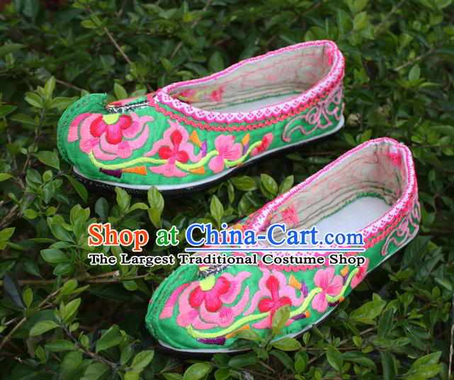 Chinese Traditional Yi Nationality Shoes National Green Embroidered Shoes Handmade Strong Cloth Soles Shoes Ethnic Woman Shoes