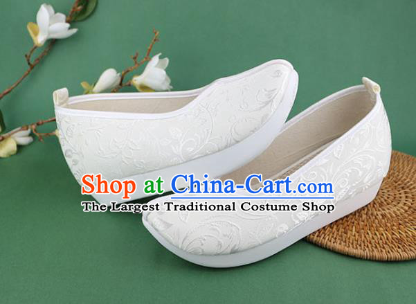 Chinese Ancient Princess Shoes White Brocade Shoes Traditional Ming Dynasty Hanfu Shoes