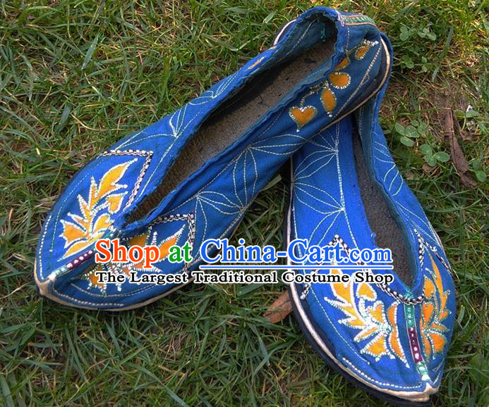 Chinese Blue Embroidered Shoes National Woman Cloth Shoes Traditional Folk Dance Shoes Yunnan Ethnic Shoes