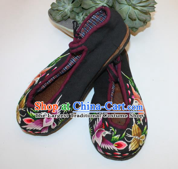 Chinese Folk Dance Black Satin Shoes Traditional Embroidered Shoes Handmade Bai Nationality Woman Shoes