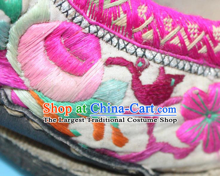 Chinese Traditional Ethnic Full Embroidered Shoes Handmade Bai Nationality Shoes Yunnan Woman White Satin Shoes