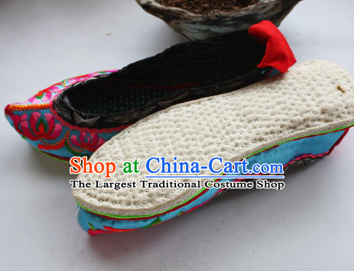 Chinese Traditional Ethnic Embroidered Shoes Handmade Yi Nationality Female Shoes Yunnan Blue Satin Shoes