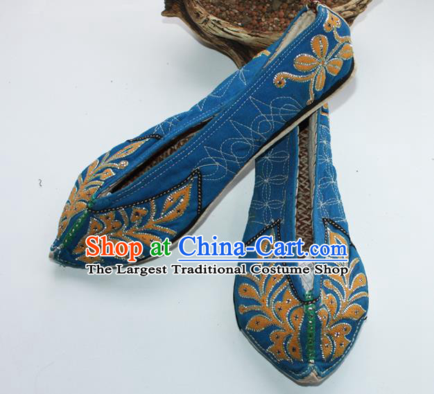 Chinese Traditional Blue Cloth Shoes Embroidered Shoes Handmade Shui Nationality Female Shoes Yunnan Ethnic Shoes