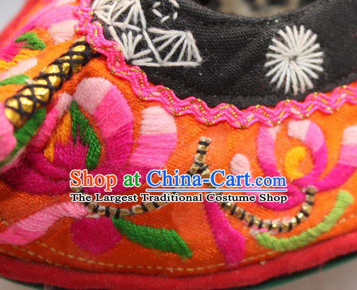 Chinese Yunnan Ethnic Dance Shoes Traditional Orange Cloth Shoes Handmade Embroidered Shoes Yi Nationality Shoes