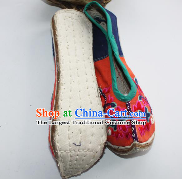 Chinese Yi Nationality Orange Embroidered Shoes Yunnan Ethnic Folk Dance Shoes Handmade Strong Cloth Soles Shoes