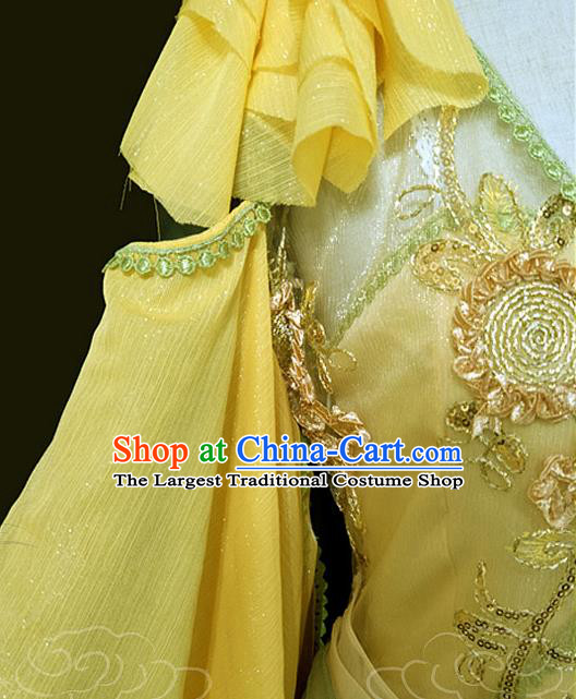 China Ancient Young Beauty Garments Traditional Yellow Hanfu Dress Cosplay Drama The Mischievous Princess Situ Jing Clothing