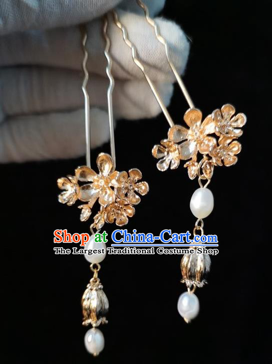 China Ming Dynasty Princess Golden Plum Blossom Hairpin Traditional Hanfu Tassel Hair Stick Ancient Court Lady Hair Accessories