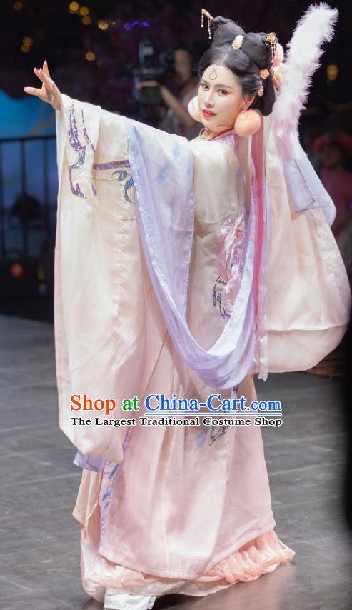 China Ancient Myth Fox Fairy Embroidered Hanfu Dress Traditional Shang Dynasty Queen Su Daji Historical Clothing