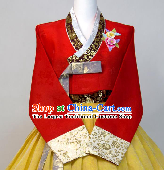 Korean Court Woman Hanbok Red Blouse and Yellow Dress Wedding Bride Fashion Costumes Traditional Festival Clothing