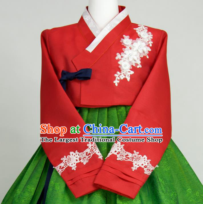 Korea Traditional Wedding Celebration Clothing Bride Mother Fashion Costumes Korean Classical Hanbok Red Blouse and Green Dress