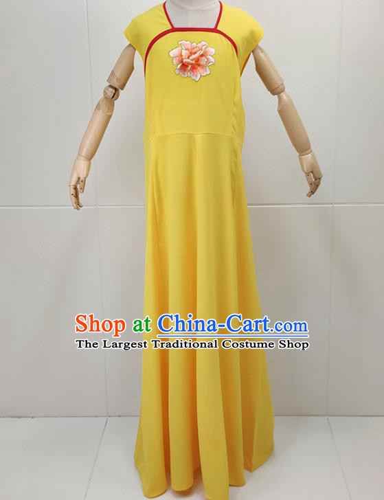 Chinese Beijing Opera Hua Tan Clothing Traditional Shaoxing Opera Empress Red Dress Garments
