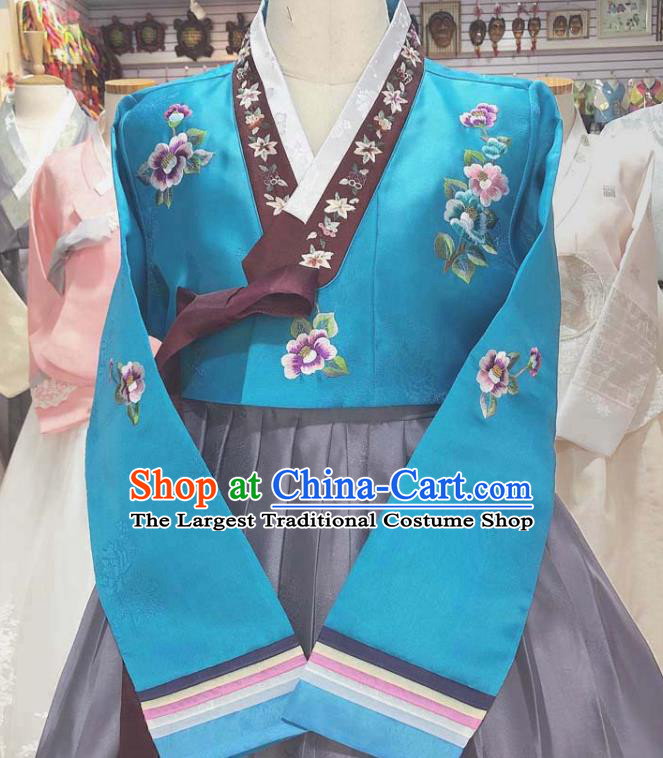 Korean Classical Embroidered Blue Blouse and Grey Dress Traditional Court Hanbok Costume Wedding Garments Bride Fashion Clothing