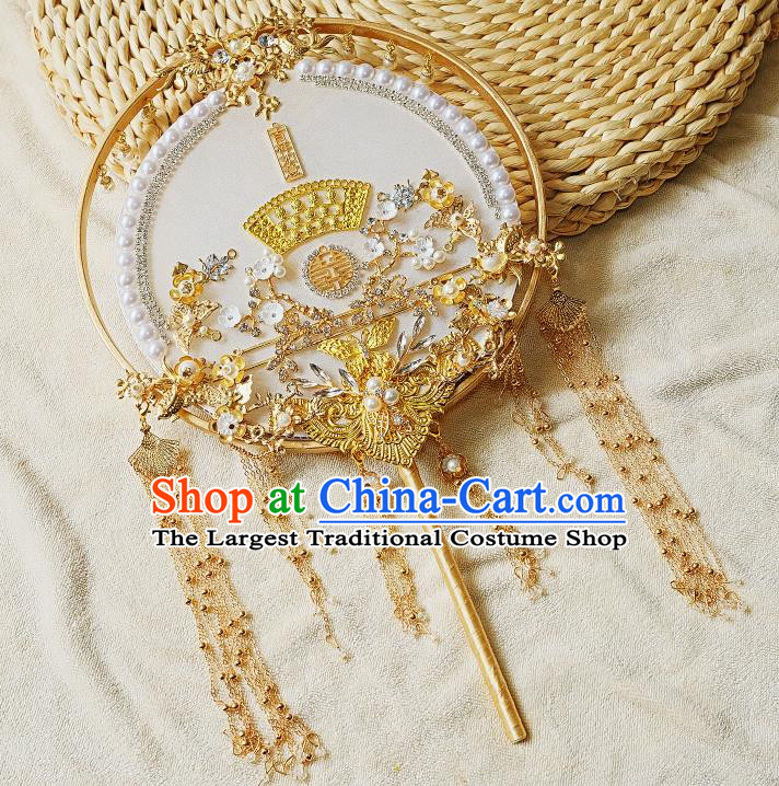 China Traditional Wedding Golden Tassel Fan Bride Palace Fan Classical Dance Circular Fan Handmade White Silk Fan