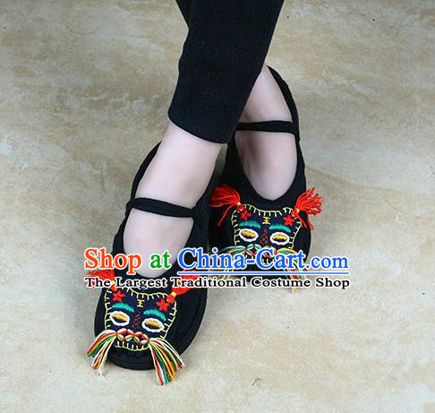 China National Folk Dance Cloth Shoes Embroidered Tiger Head Shoes Handmade Black Canvas Shoes