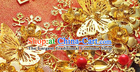 China Classical Dance Circular Fan Handmade Red Silk Fan Traditional Wedding Fan Bride Golden Butterfly Tassel Palace Fan