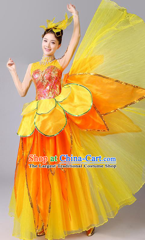 Professional China Modern Opening Dance Clothing Spring Festival Gala Lotus Dance Yellow Dress Woman Group Dance Fashion