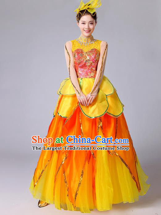 Professional China Modern Opening Dance Clothing Spring Festival Gala Lotus Dance Yellow Dress Woman Group Dance Fashion