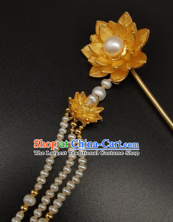 Chinese Classical Gilding Lotus Hair Stick Handmade Ming Dynasty Headpiece Traditional Wedding Hair Accessories Ancient Empress Pearls Tassel Hairpin