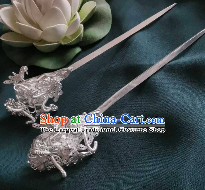 Chinese Handmade Ming Dynasty Headpiece Traditional Wedding Hair Accessories Ancient Empress Pearls Hairpin Classical Gilding Hair Stick
