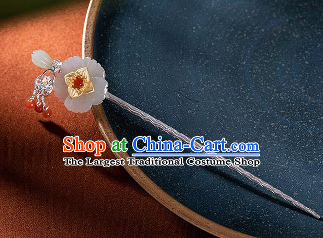 Chinese Traditional Hair Accessories Classical Silver Hair Stick Cheongsam Headpiece Handmade Jade Mangnolia Hairpin