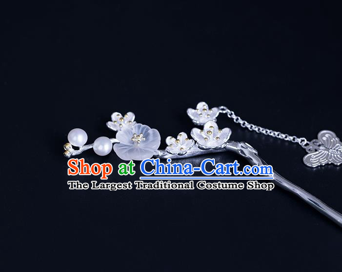 Chinese Handmade Silver Butterfly Tassel Hairpin Traditional Hair Jewelry Classical Crystal Plum Hair Stick Cheongsam Headpiece